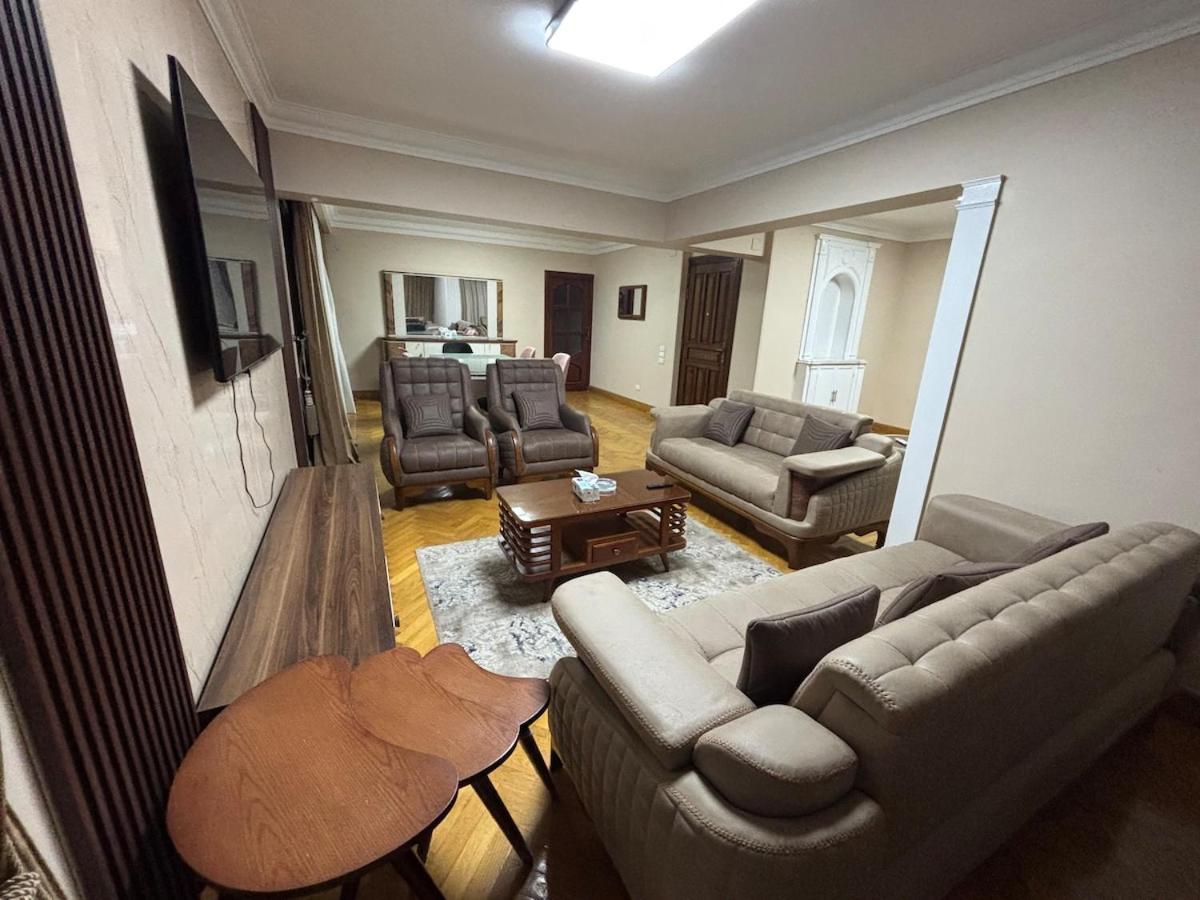 Apartment Mosadak Cairo